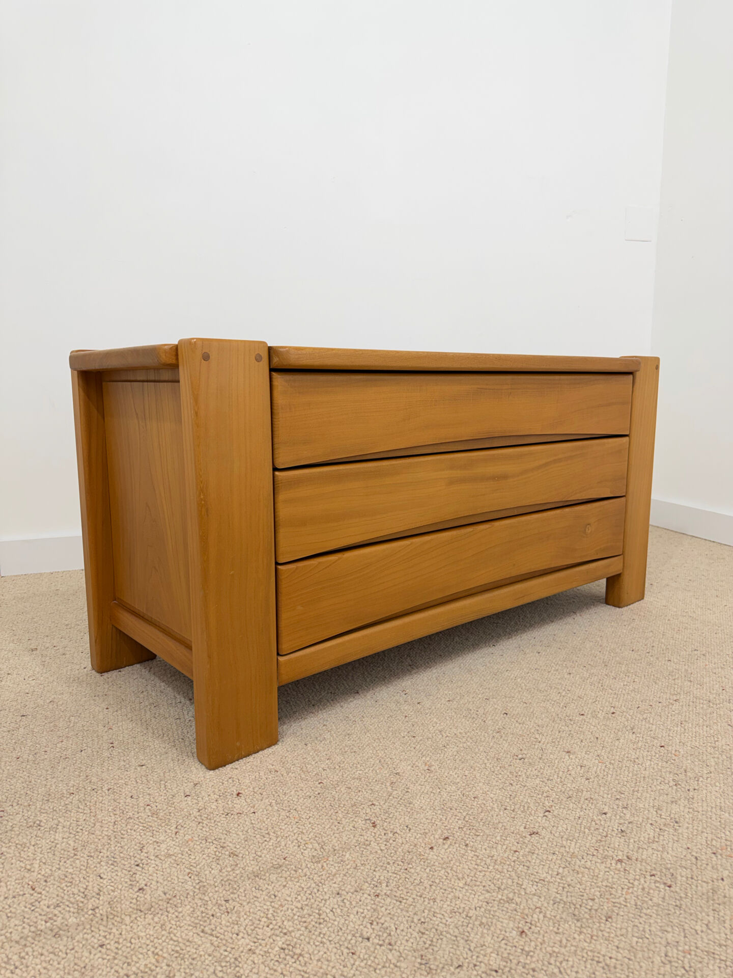 Commode vintage en orme – années 70
