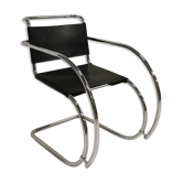 Fauteuil MR20 de Mies Van Der Rohe