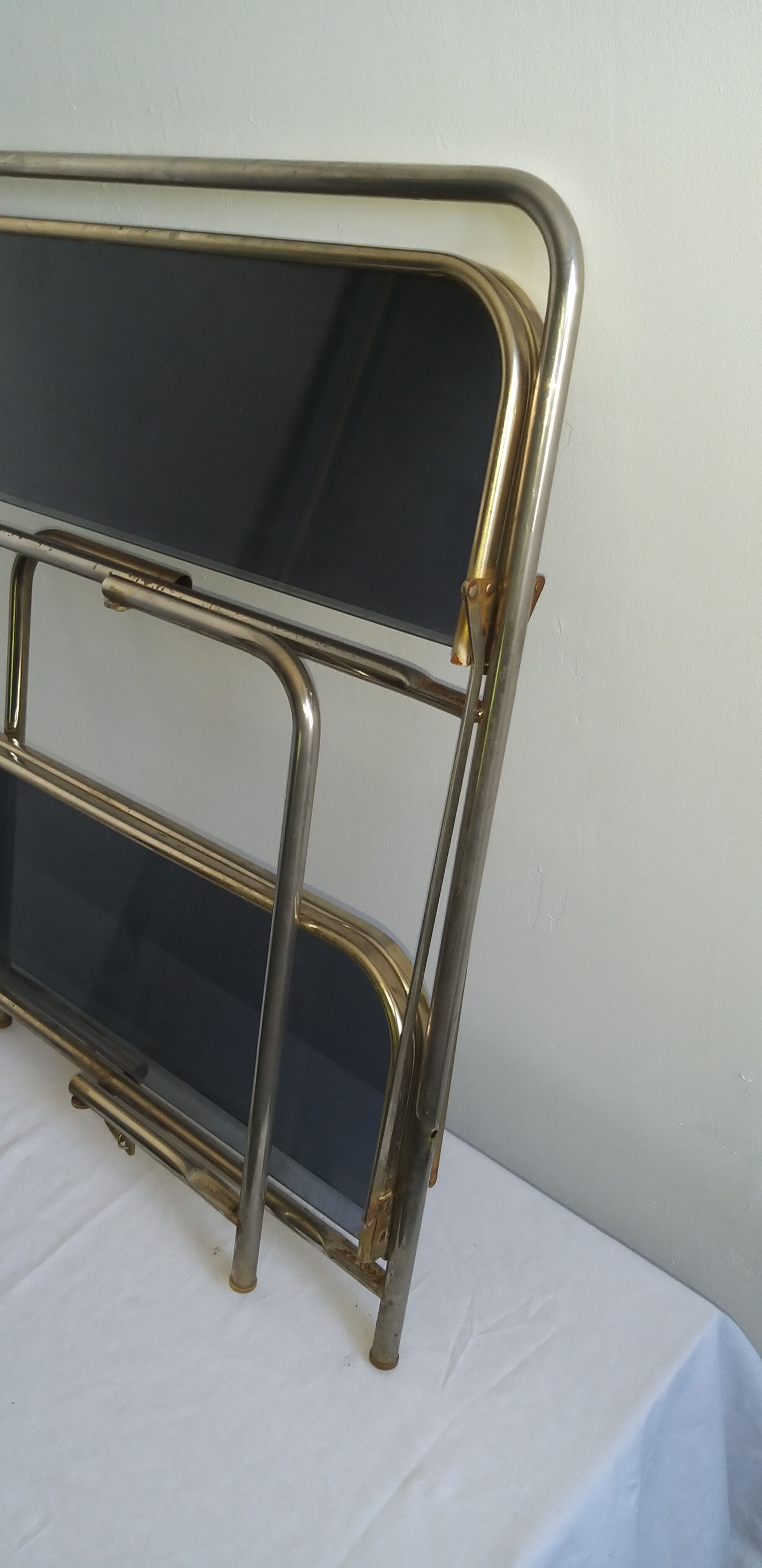 Iron and glass decserte years 70 portable