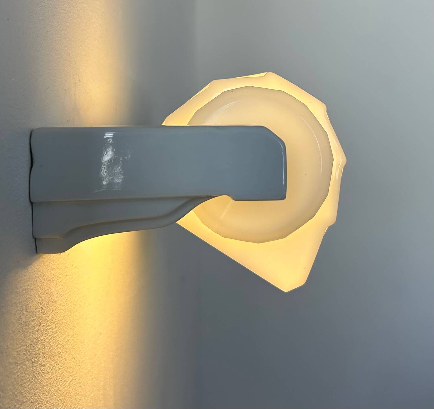 Vintage modernist wall sconce, porcelain and opaline glass, France 1930