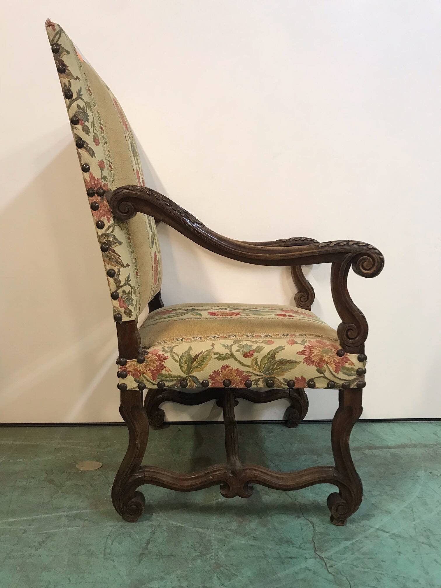 Fauteuil de style Louis XIII