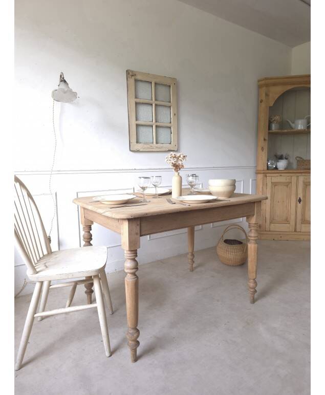 Oak table
