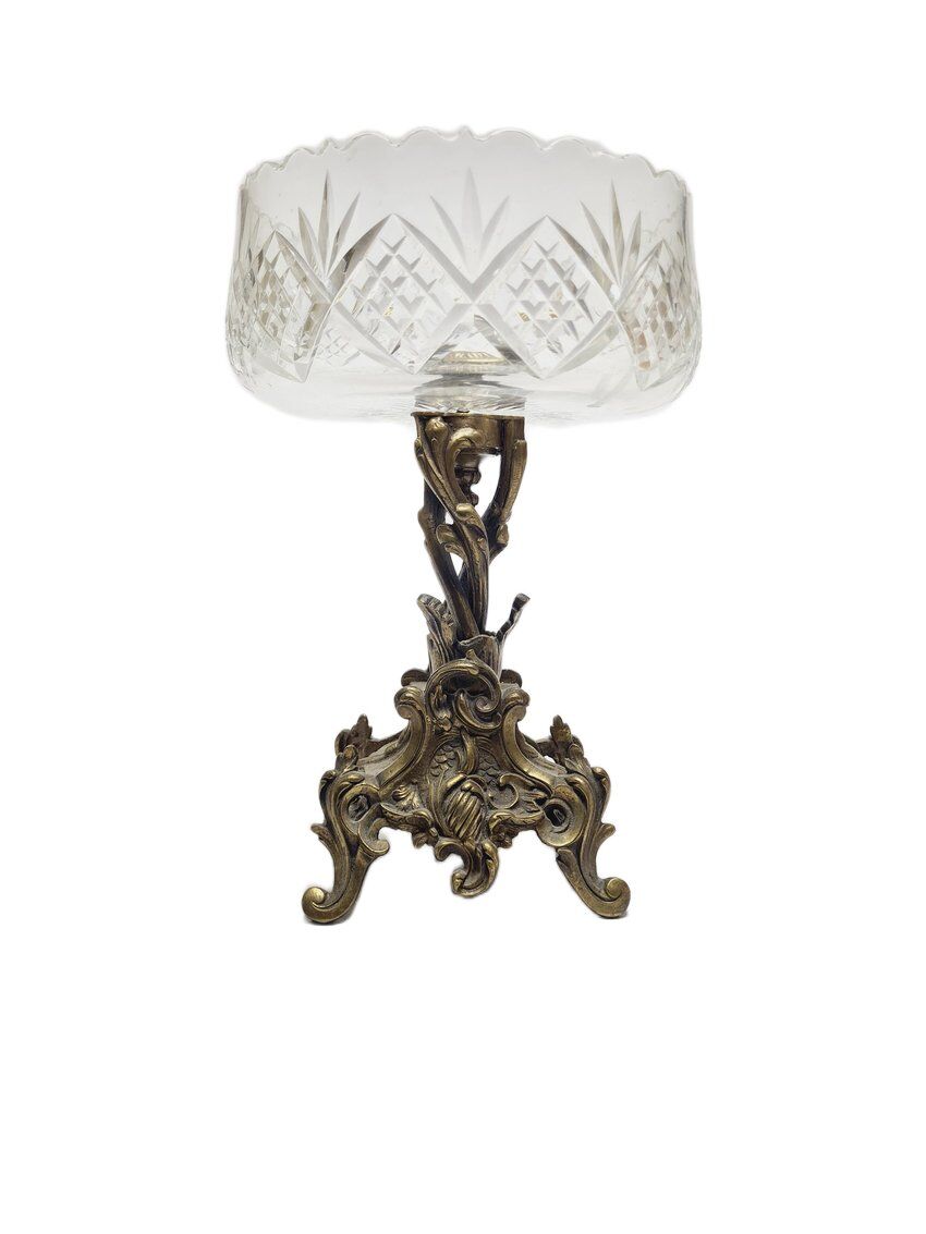 Rococo bronze bowl on stand, France, 1890s