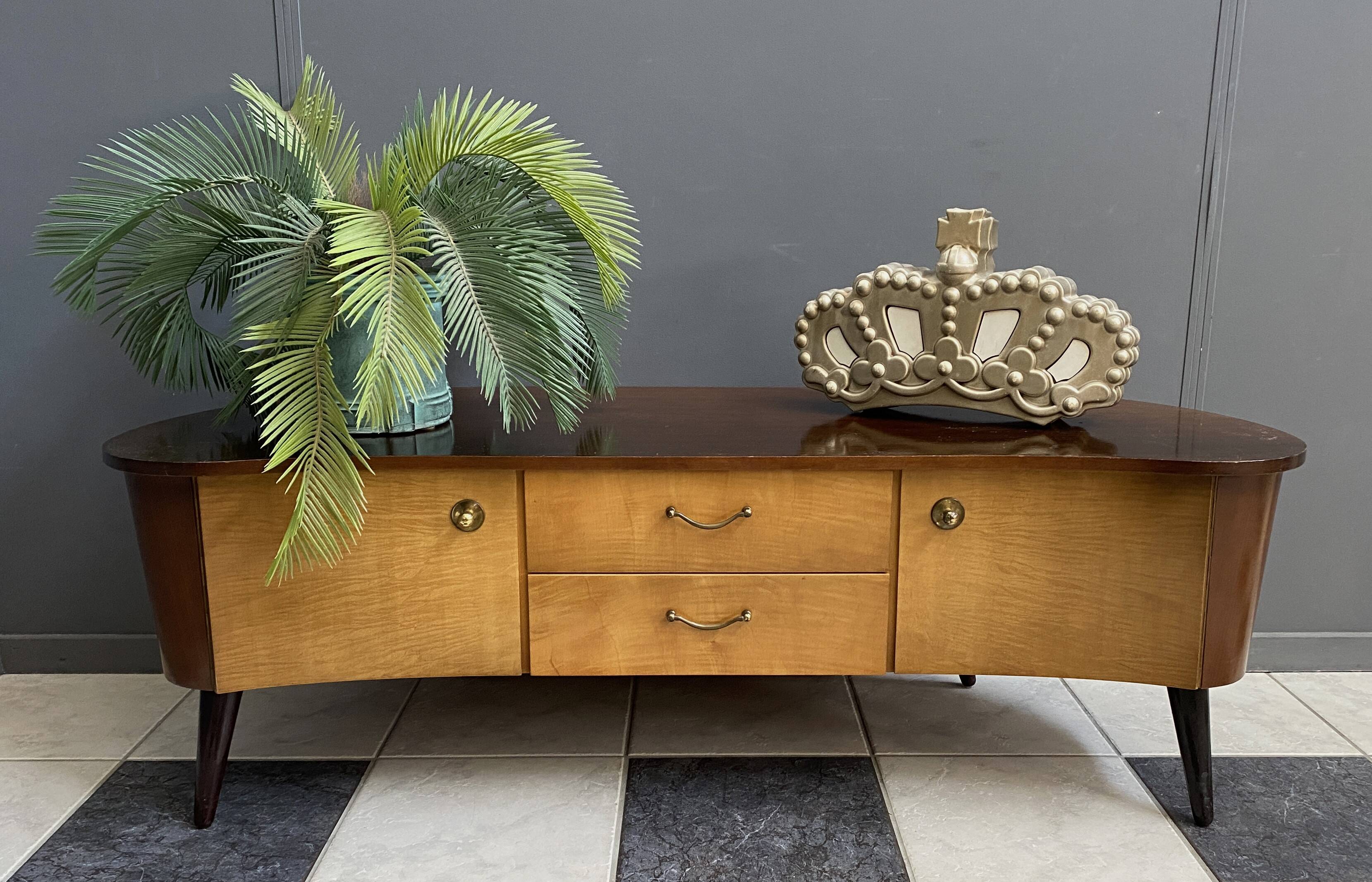 1960s kidney-shaped sideboard in two-tone wood