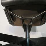 Sapper armchair edited by Knoll