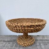 Fruit bowl on stand in woven rattan