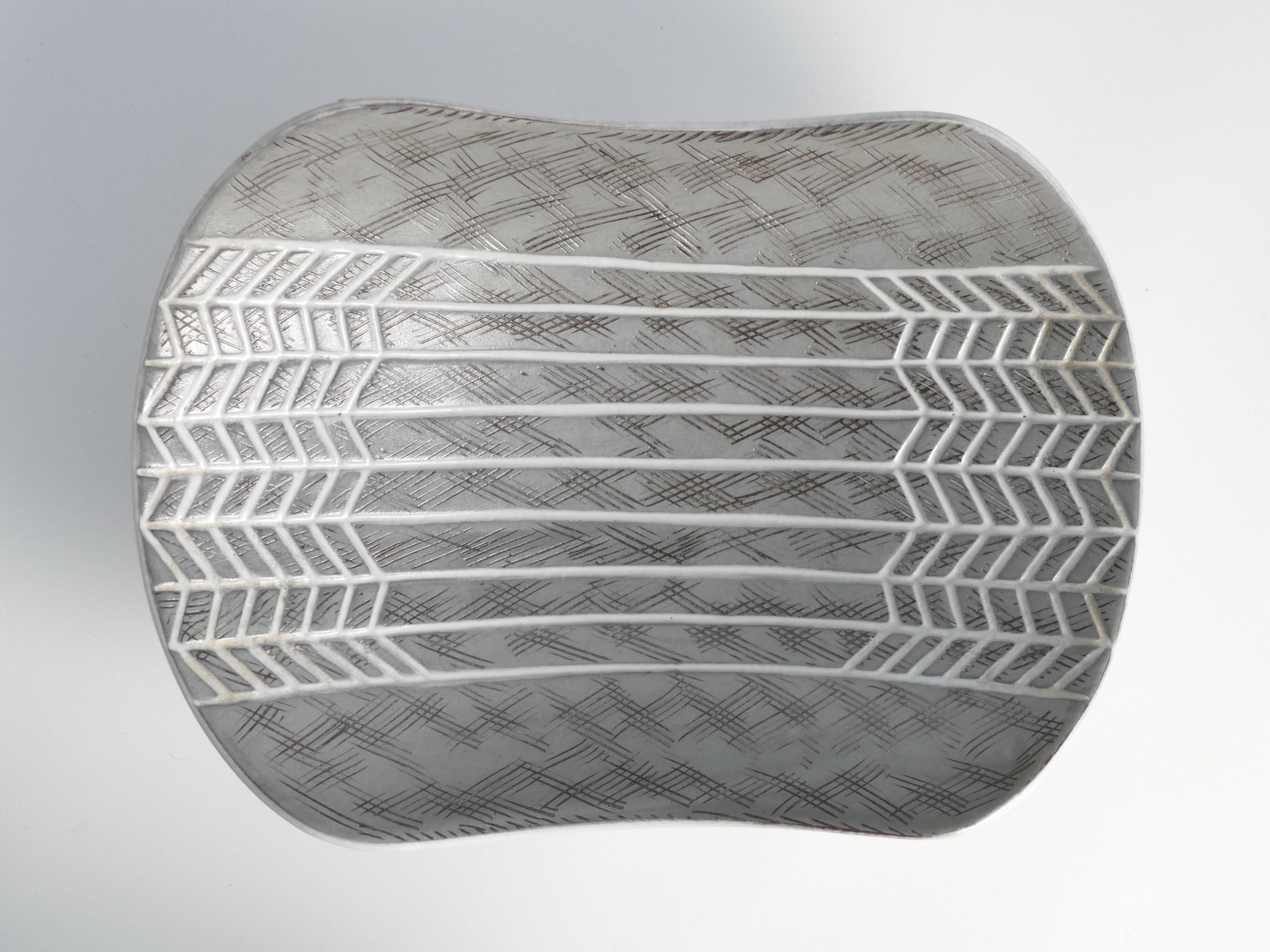 Mid-Century Ceramic Bowl "Ax" by Mari Simmulson for Upsala Ekeby, Sweden 1950s