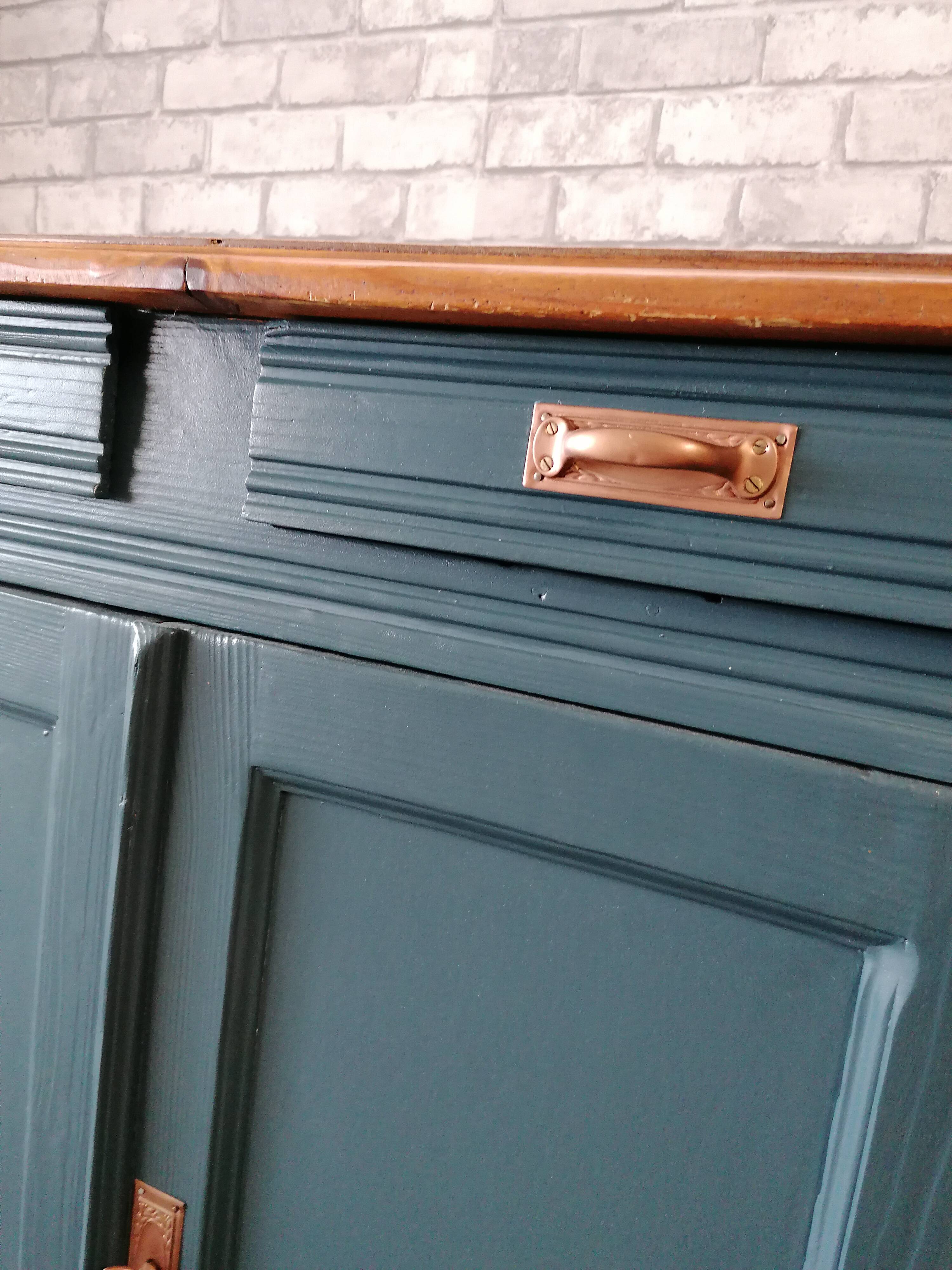 “Estelle” sideboard