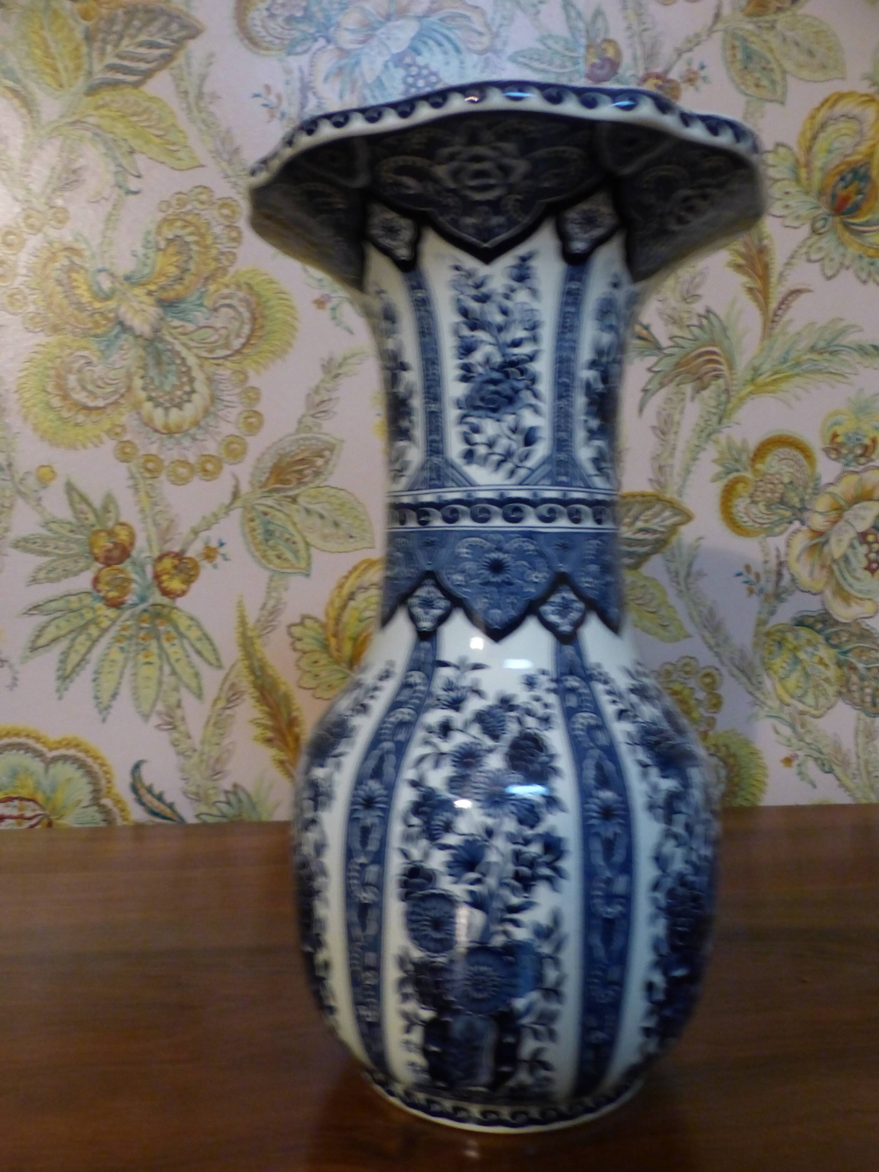 Vase faience Delfts