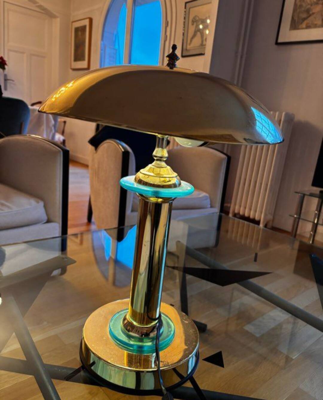 Banker mushroom desk lamp