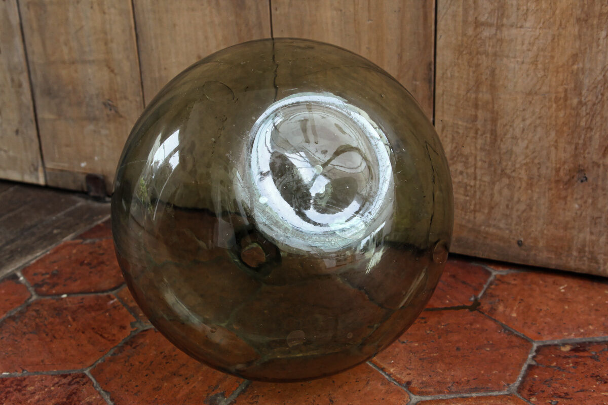 Former demijohn, blown glass