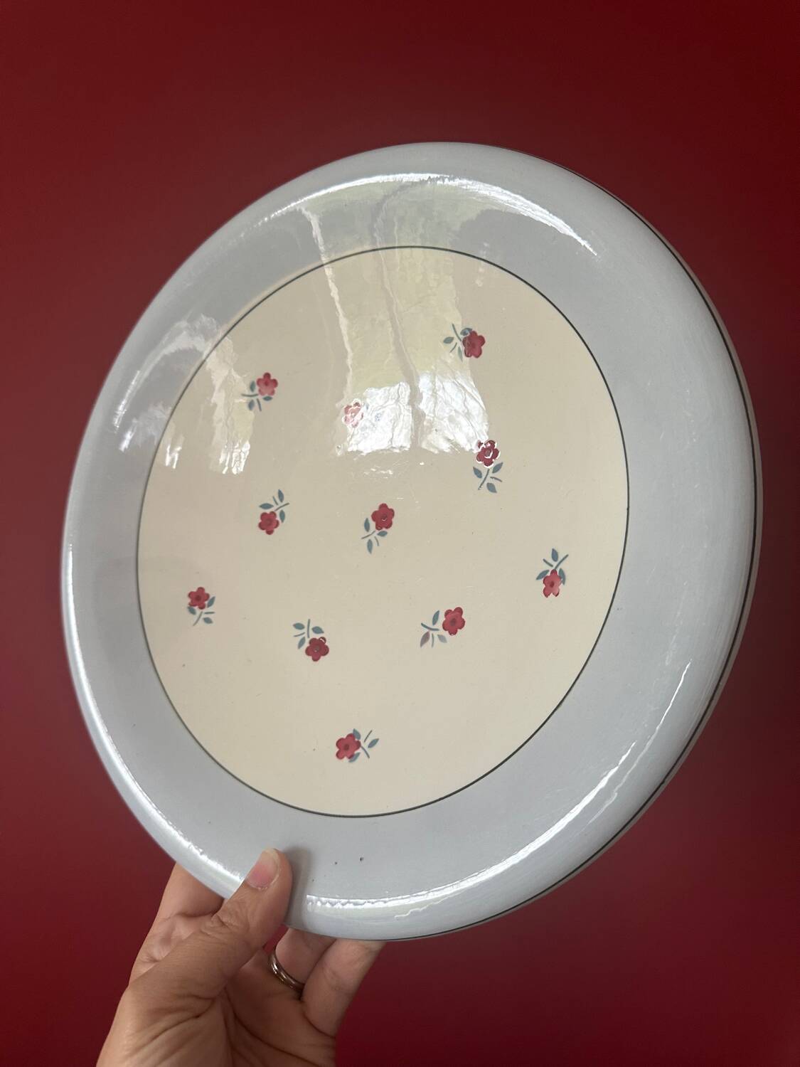 Vintage flower plate