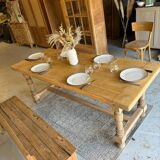 Farm table