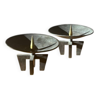 Paire de bougeoirs modernistes