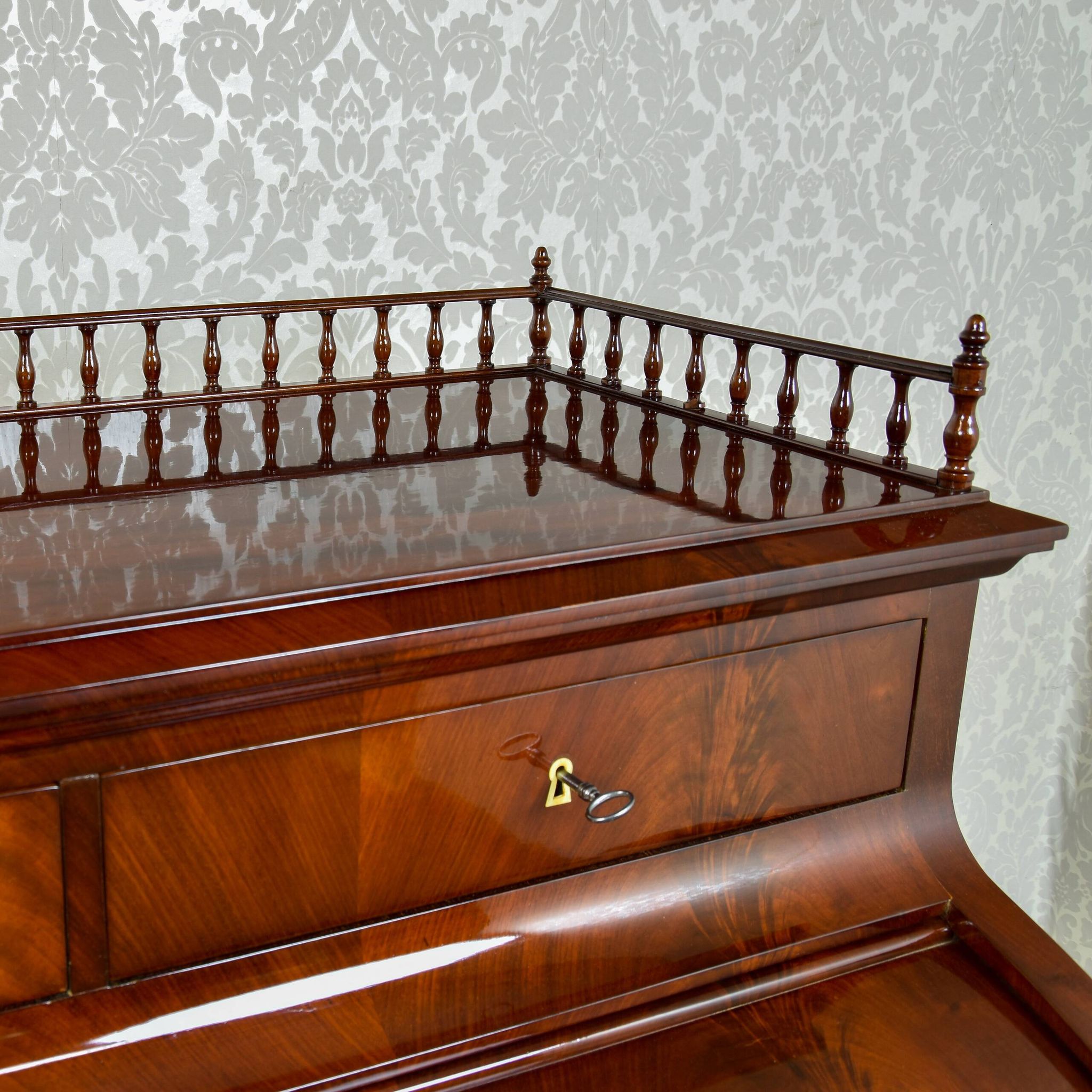 Large cylinder desk Louis-Philippe in mahogany and maple - 1840-1860