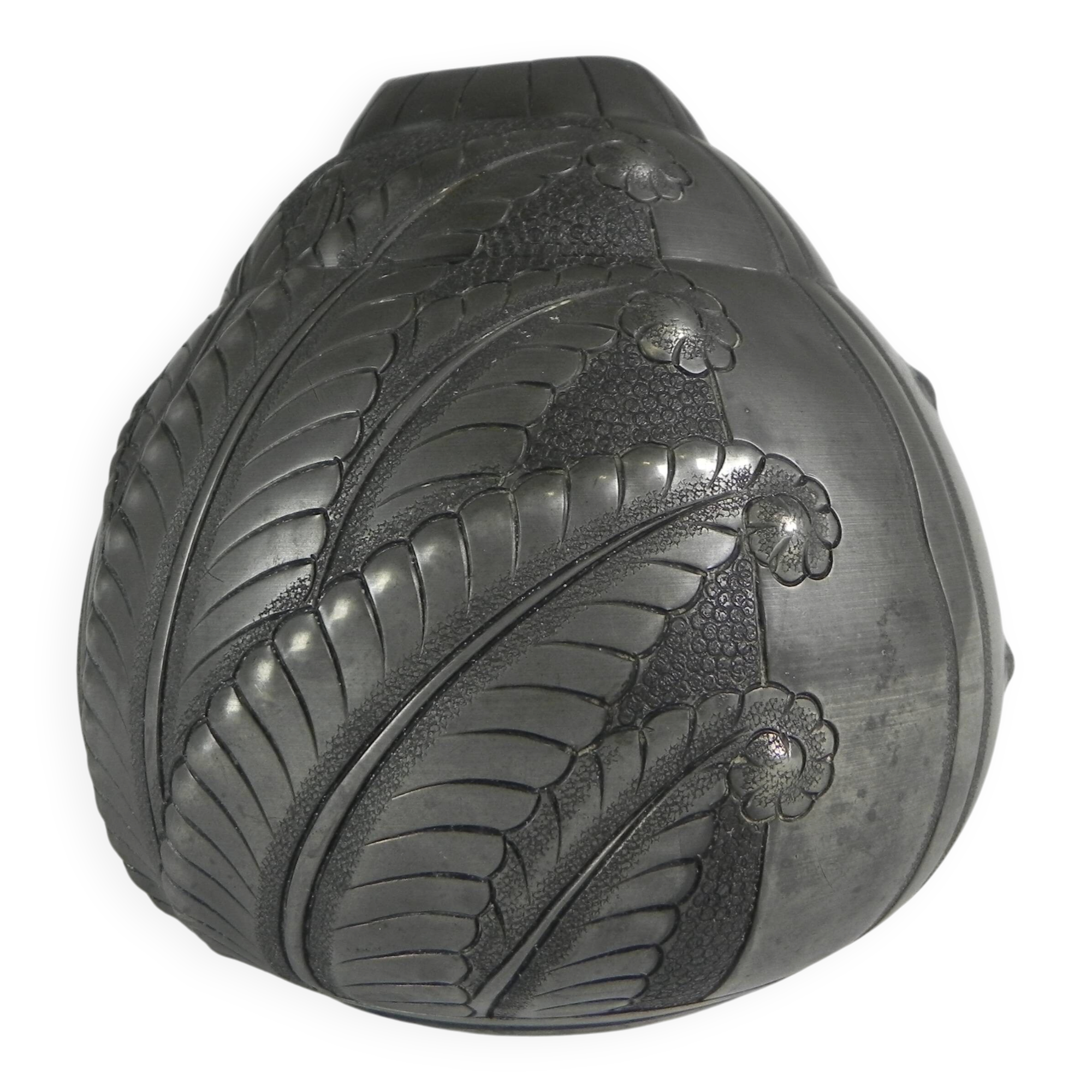 Art Nouveau pewter vase, signed PETIZON, early 20th century.
