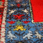 Tapis vintage fait main Berbère en laine rouge éclatant (170cm x 240cm)