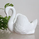 Swan pot cache
