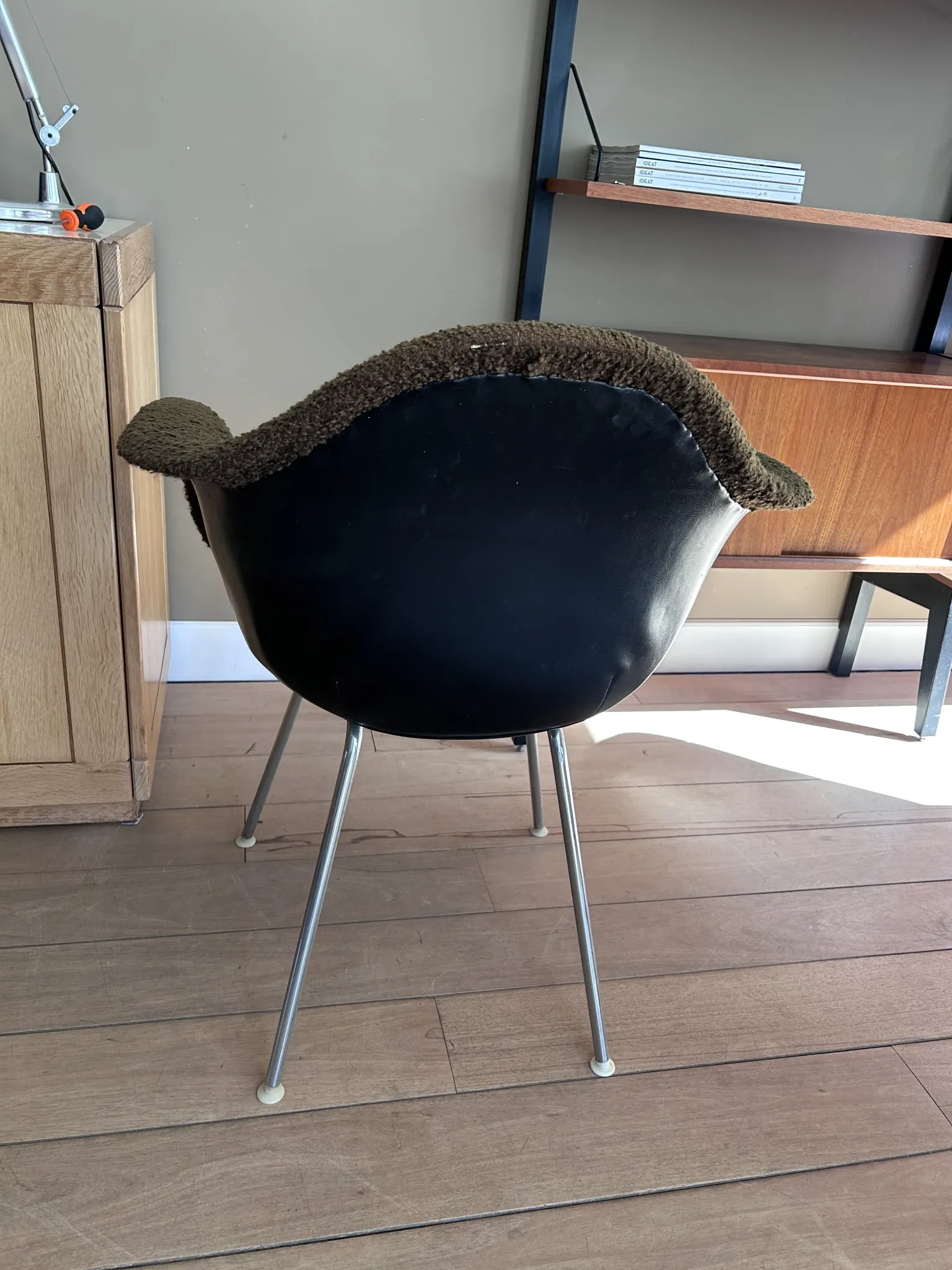 Vintage Herman Miller lounge chair
