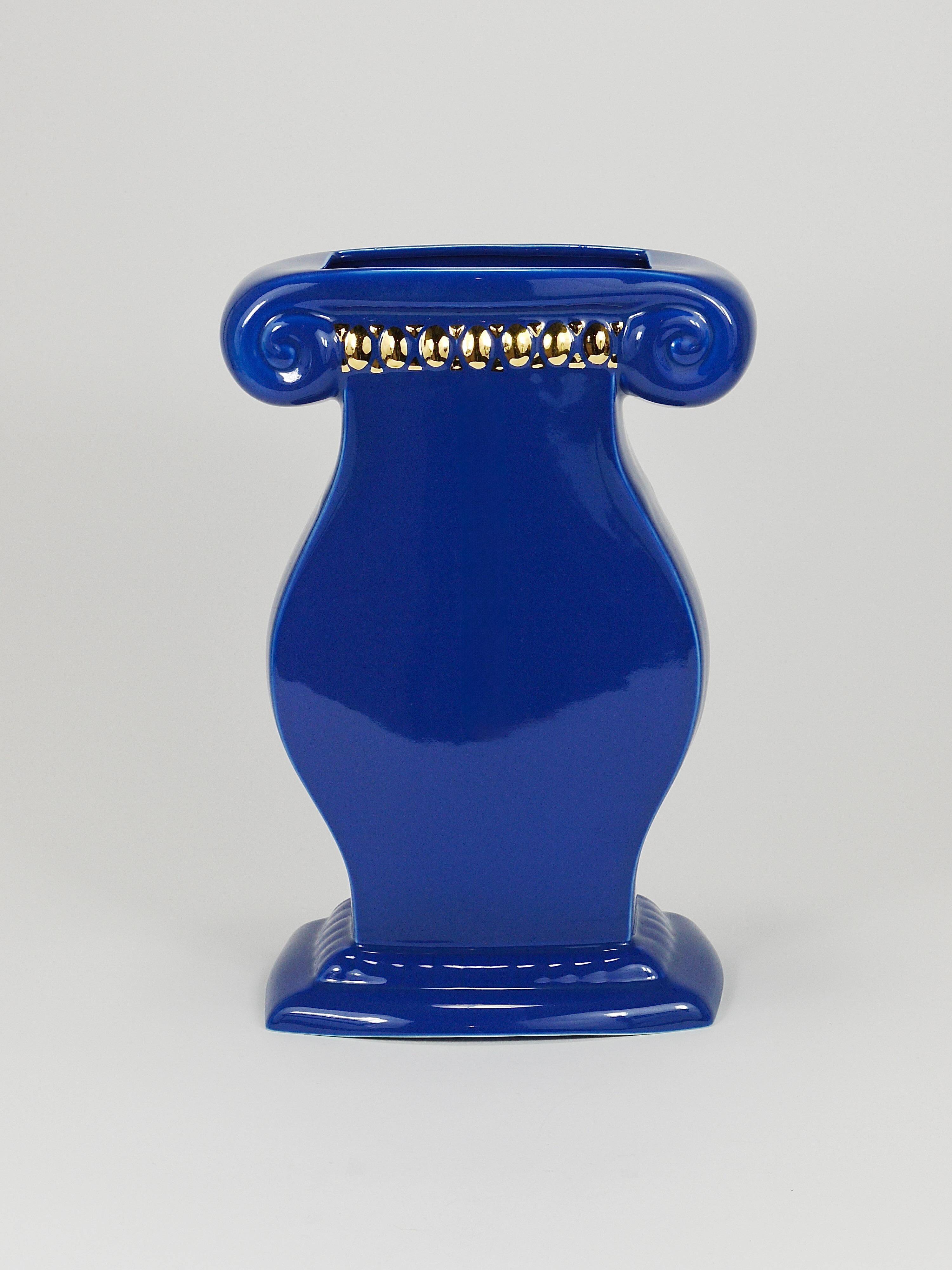 Heide Warlamis Vase Postmodern Grand Design Memphis, Vienna Collection, 1980s