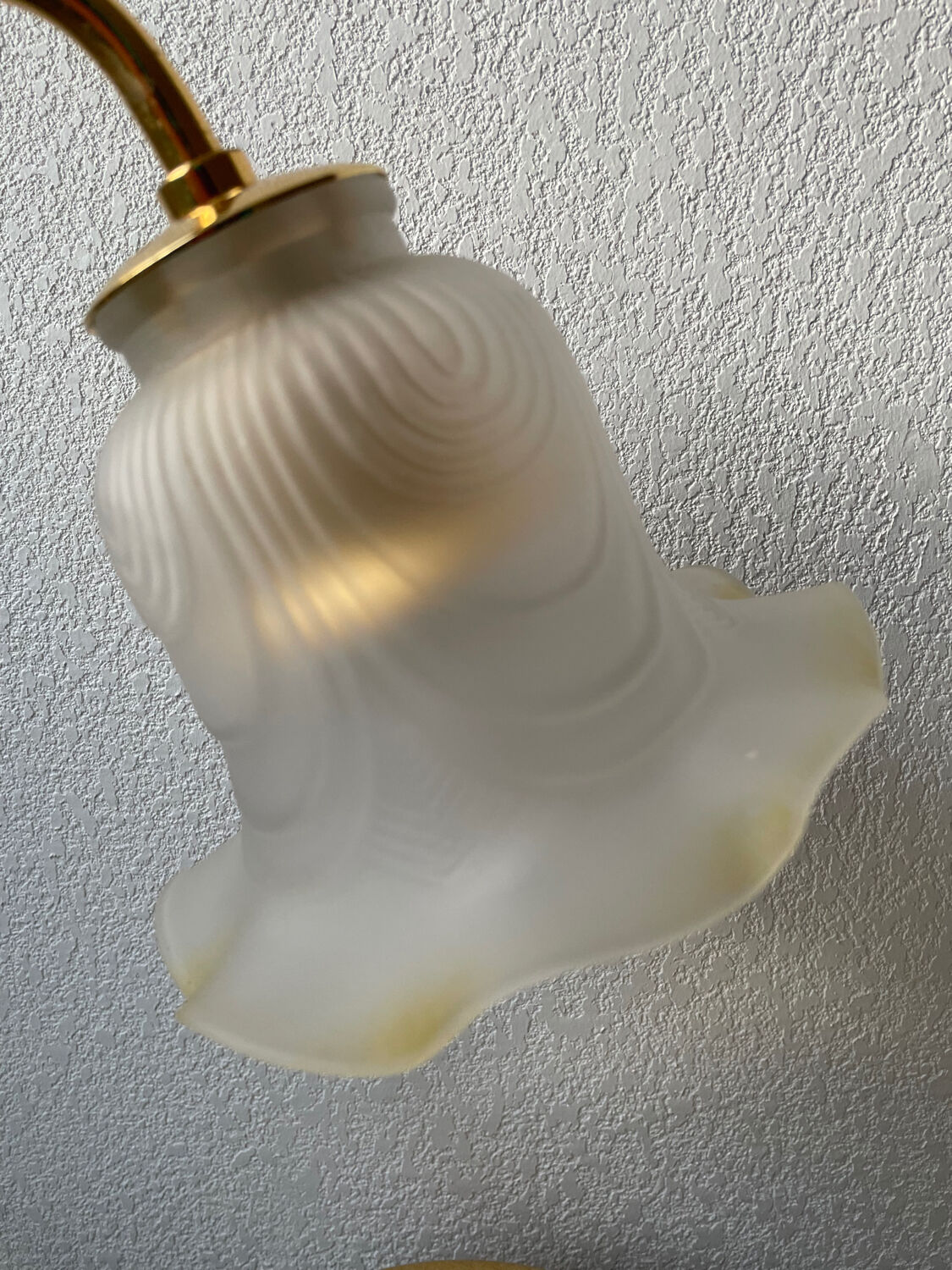 Pair of vintage 80s flower lamps