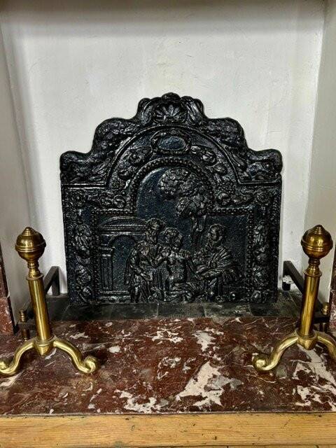 Ancienne plaque de cheminée en fonte
