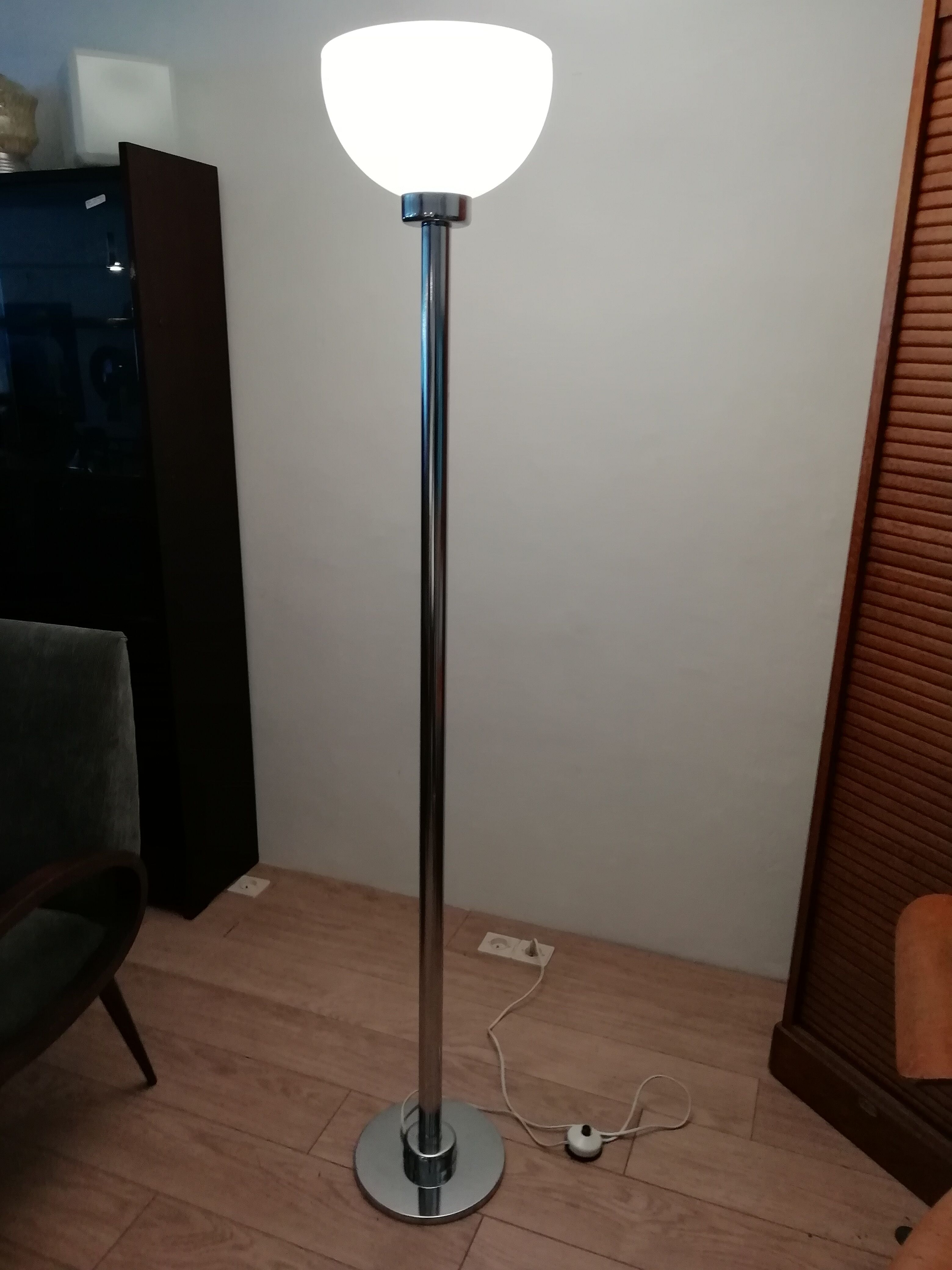 Art Deco lamppost