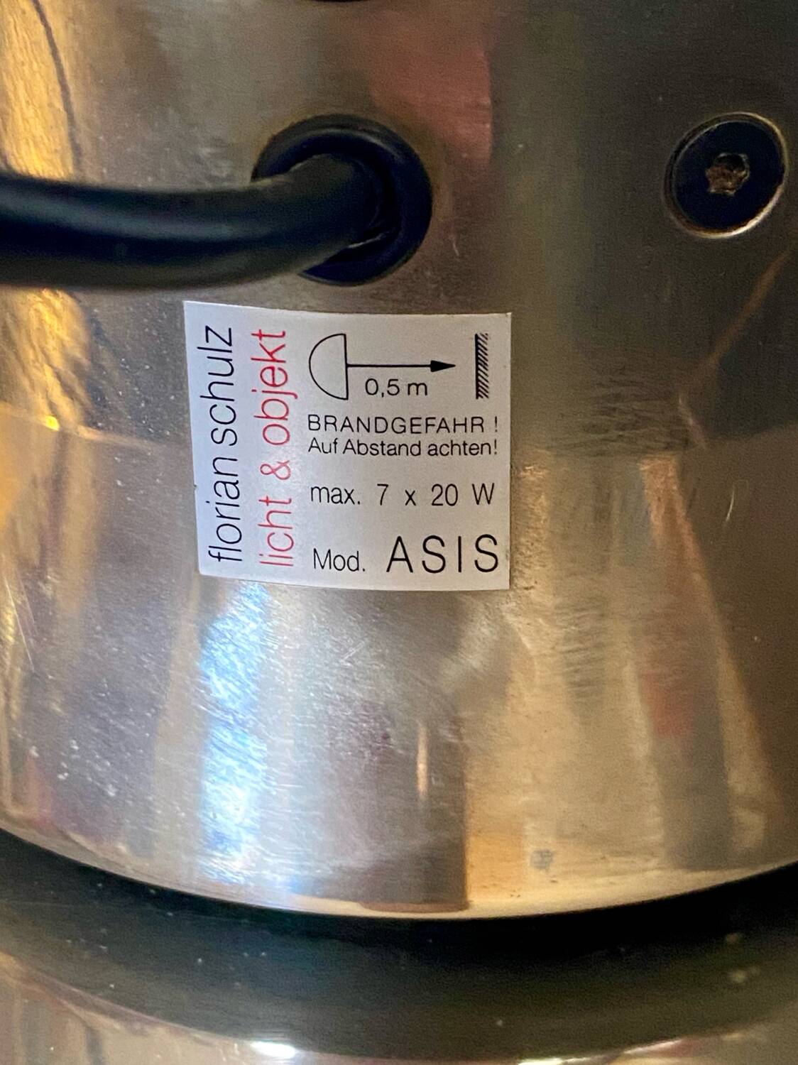 Florian Schulz, Asis lamp.