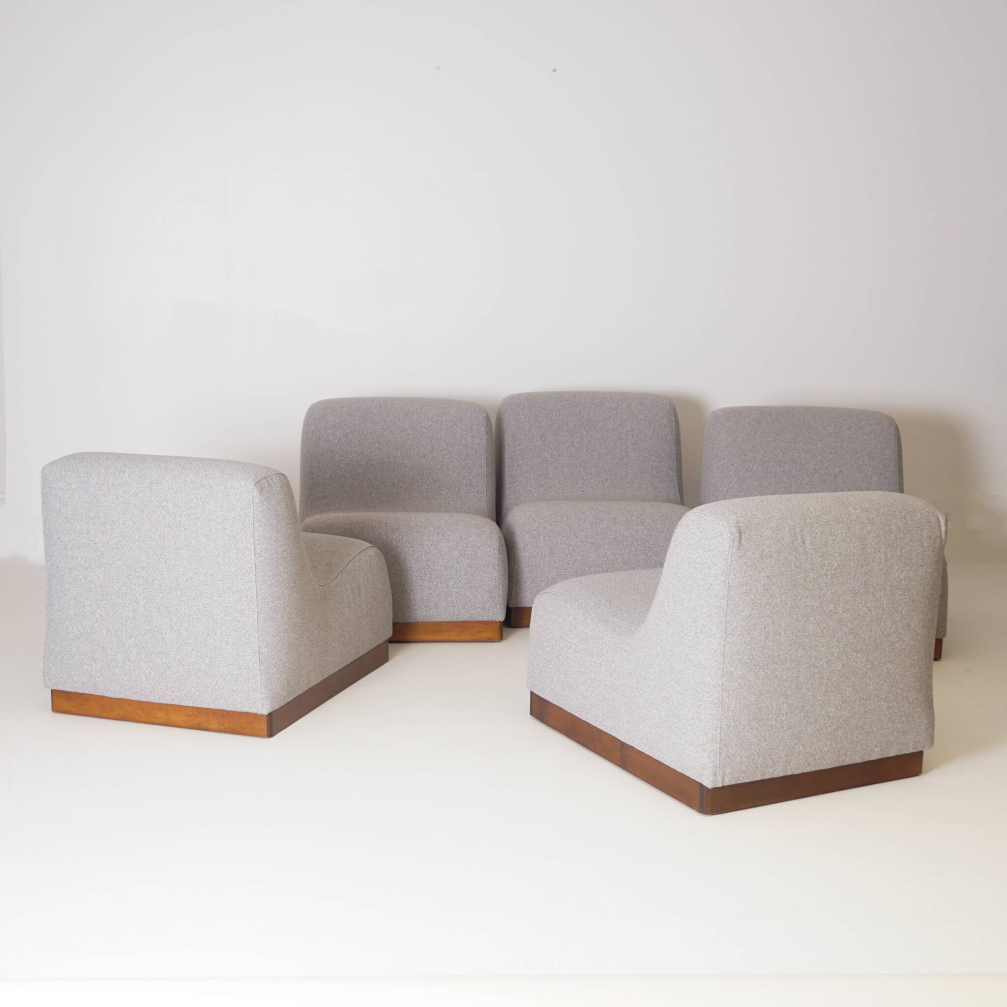Set of Five Modular reupholstered sofa, 1970