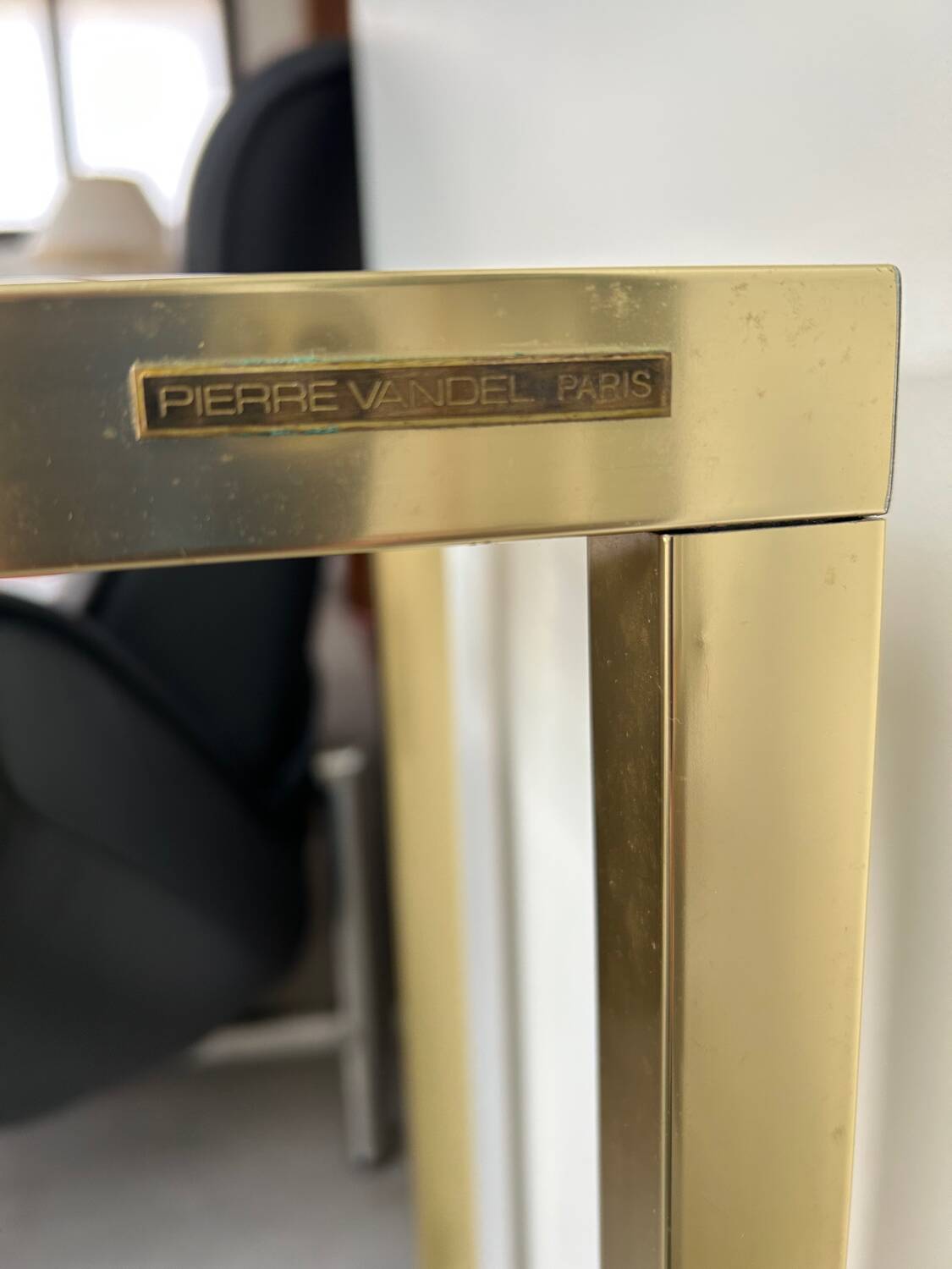 Console laiton et verre 1970 signée Pierre Vandel Paris