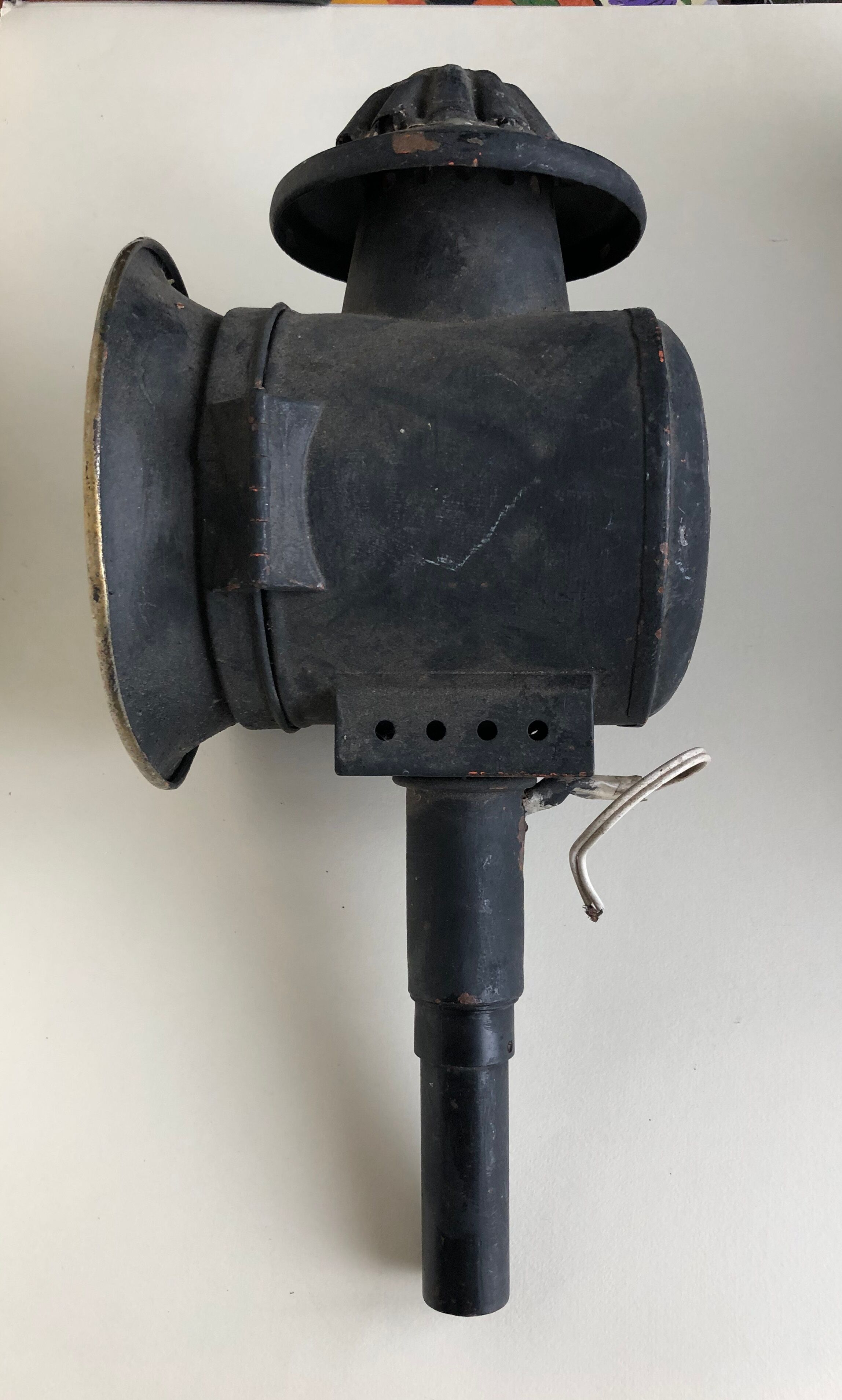 Lanterne ancienne électrifiée
