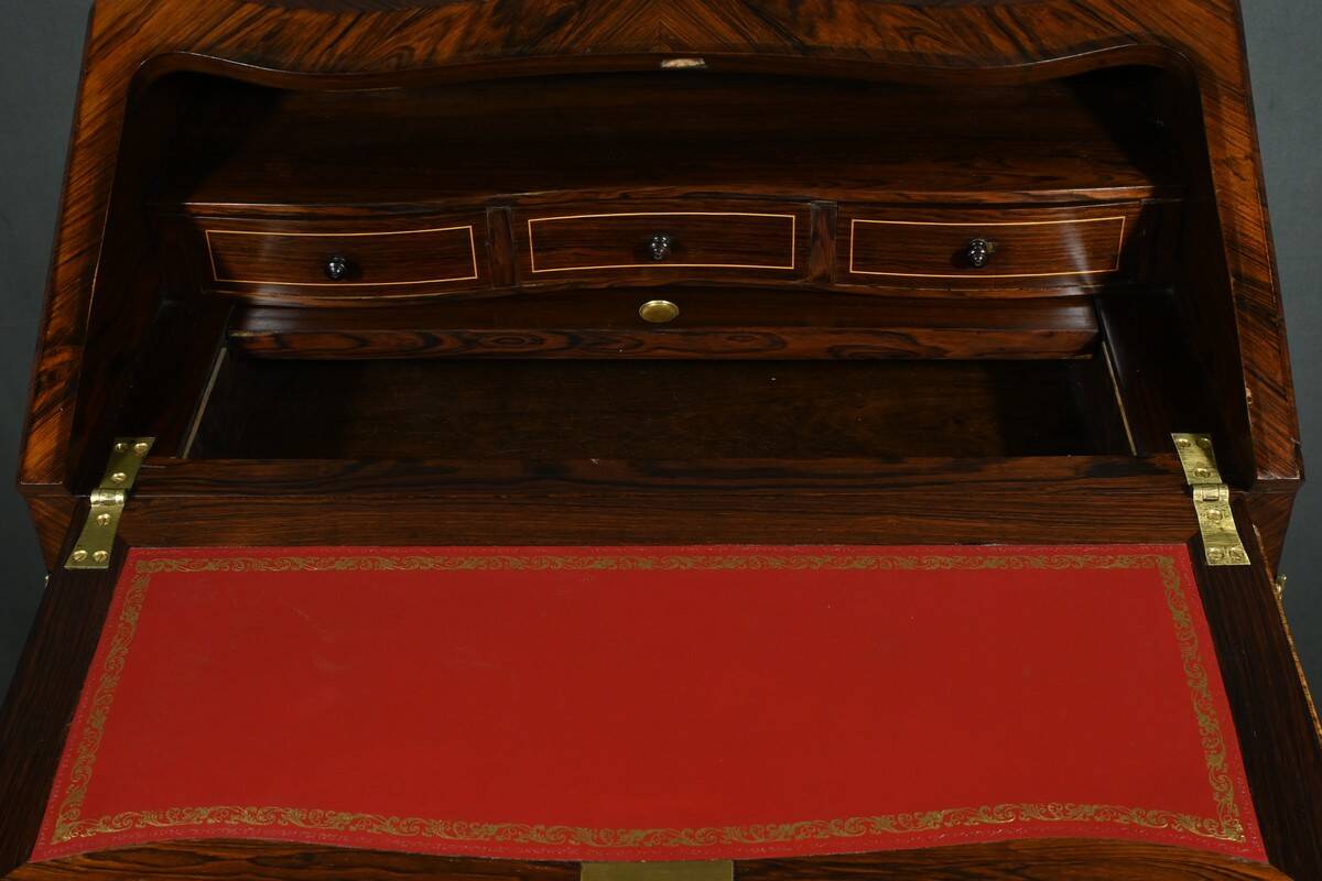 Small Rosewood Lady's Desk, Louis XV Style – Part 2 of the 19th Century
