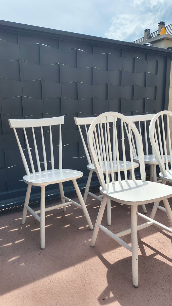 Lot de 5 chaises blanches en bois