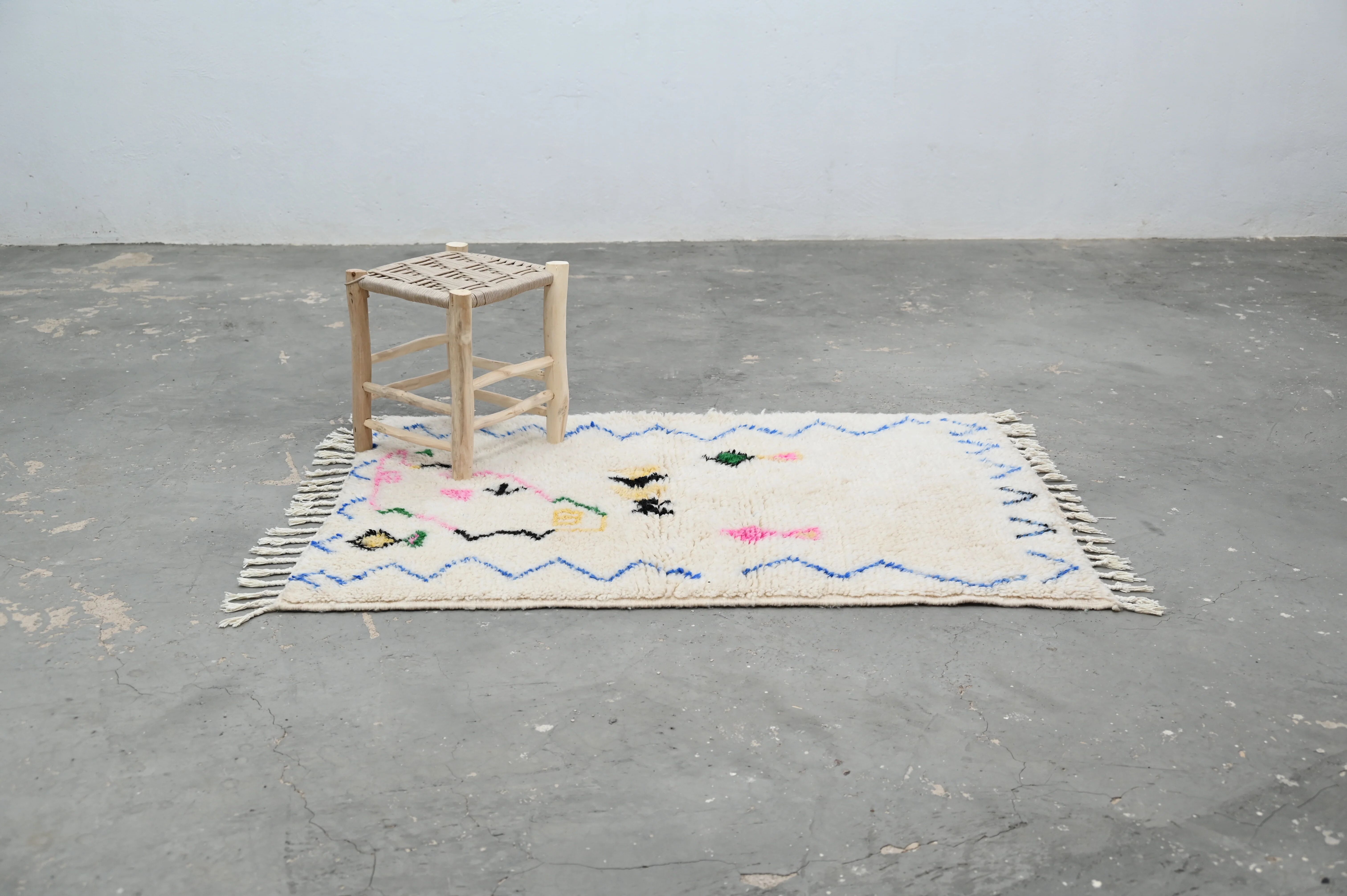 Handwoven coloured wool rug, 145 x 105 cm - P426