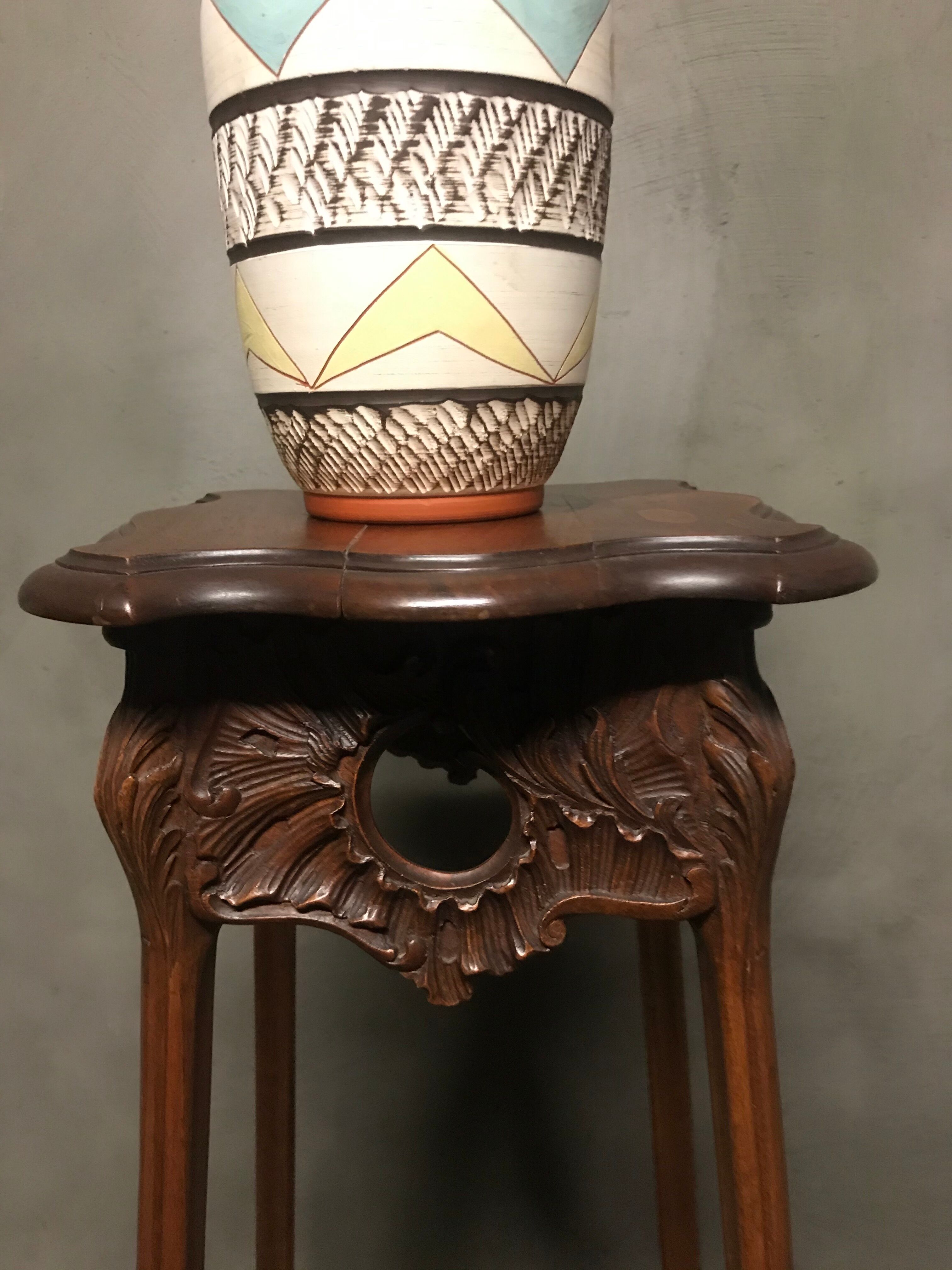 Carved walnut selette