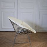 Harry Bertoïa diamond armchair fully upholstered in cream leather