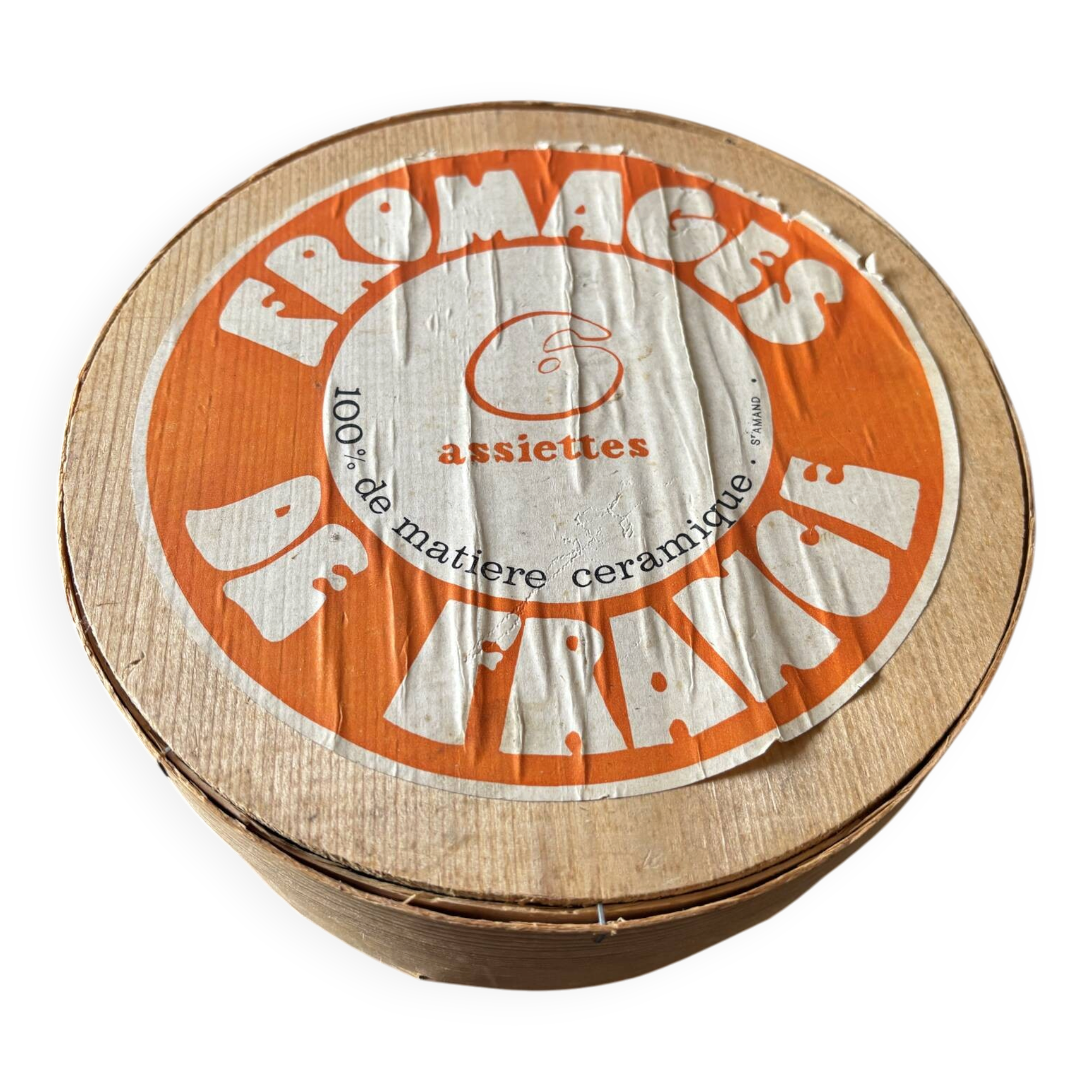 6 ceramic cheese plates from St Armand, France, in their box.