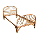 Rattan bed