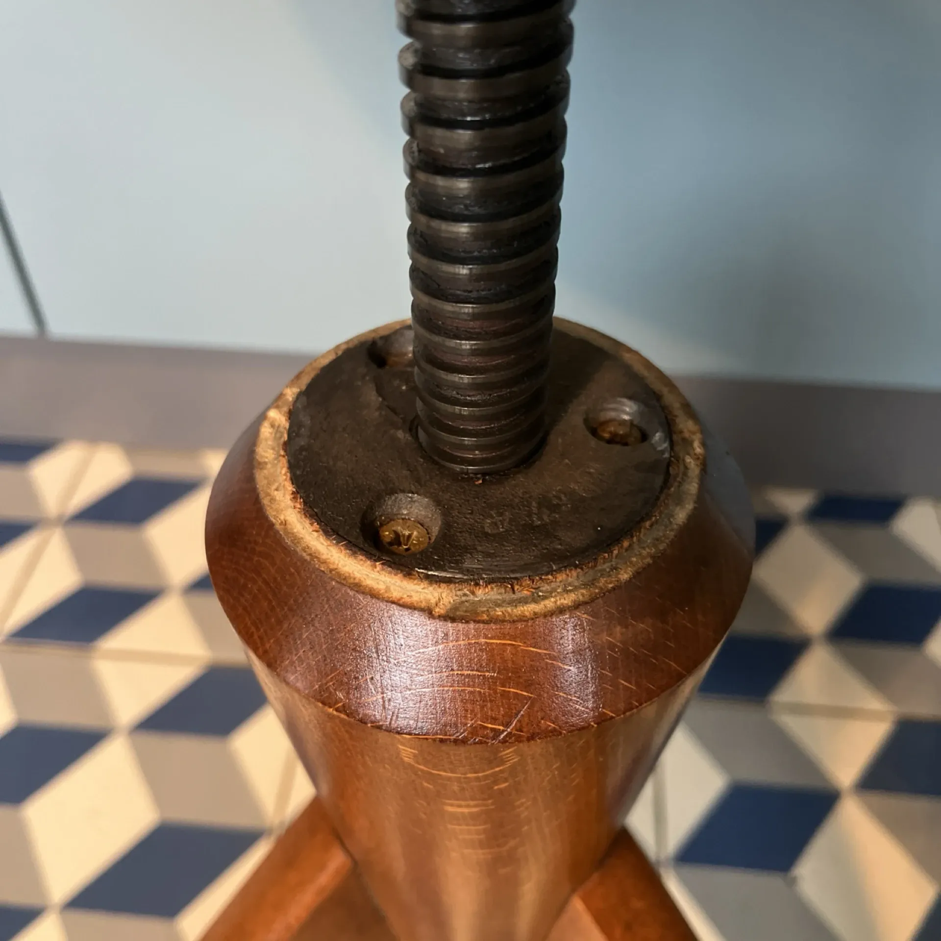 Rocket stool with screws 1950-60