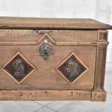 Oak chest early XVIIIth