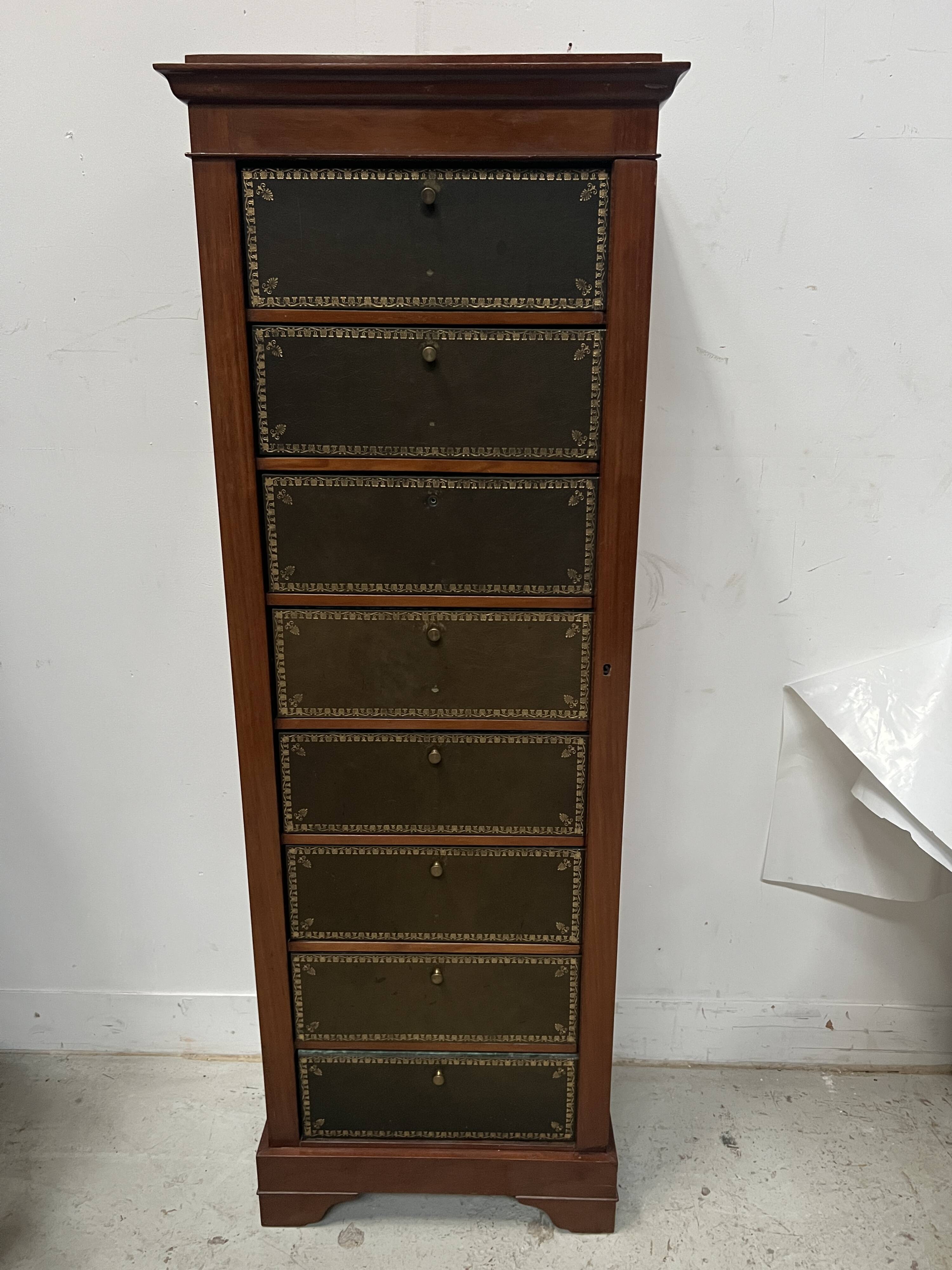 Meuble Cartonnier de style Louis Philippe en acajou XIX siècle