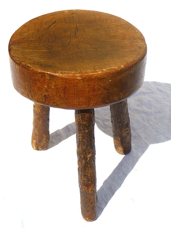 Tripod stool
