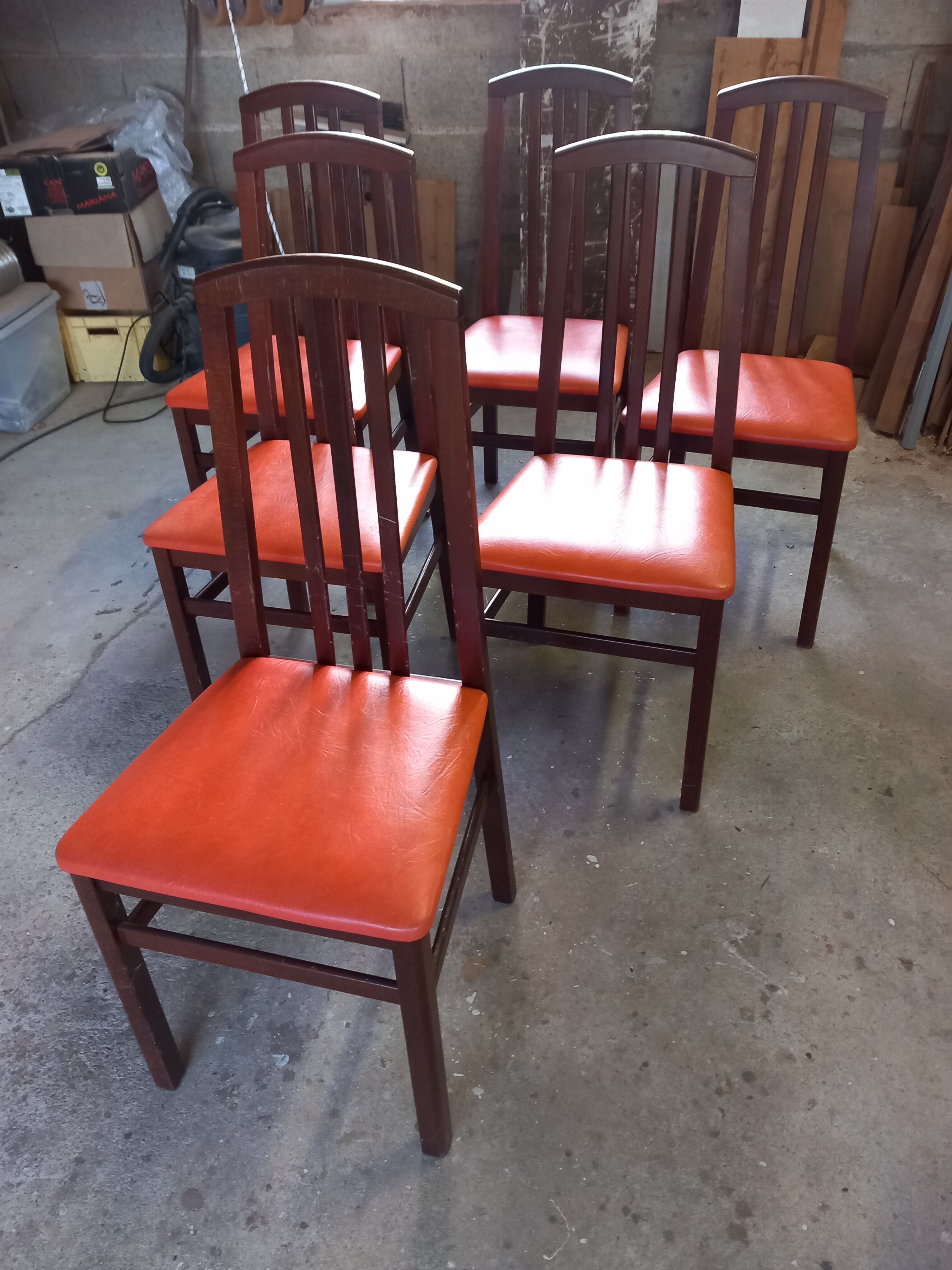 Suite 6 vintage chairs