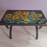 Ceramic coffee table from Quimper signed by Youen.