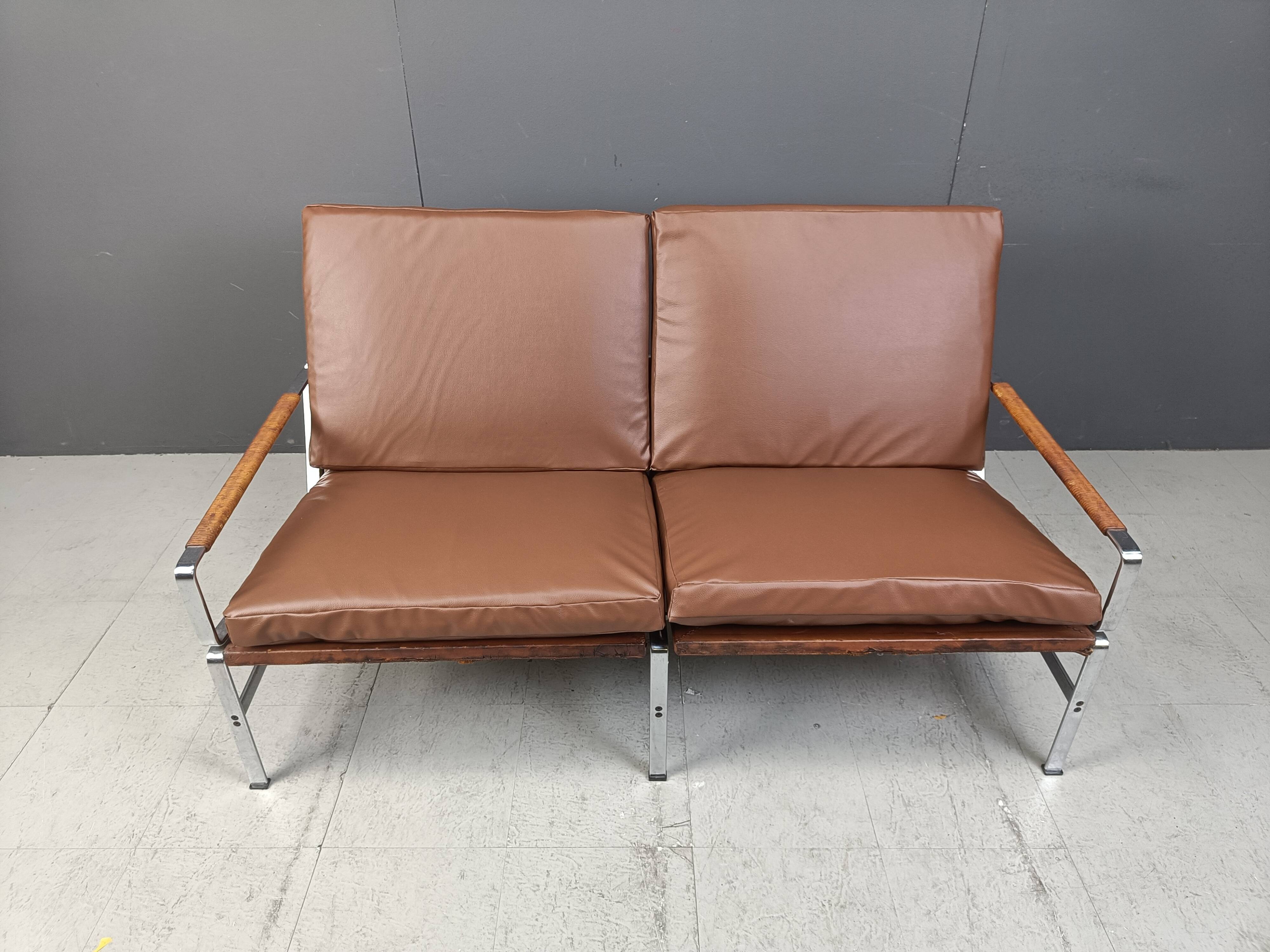 Vintage FK 6720 sofa by Fabricius & Kastholm for Kill International
