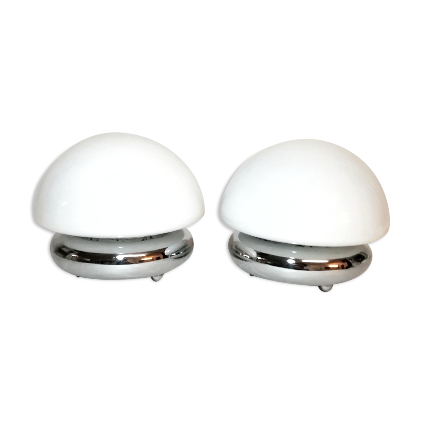 Pair of table lamps