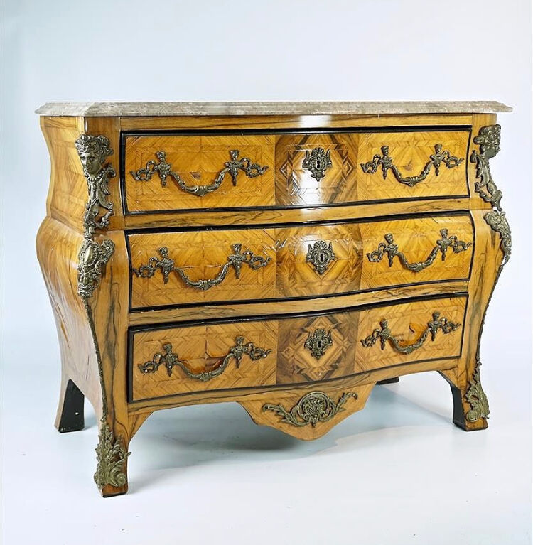 Louis XV-style chest of drawers
