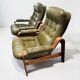 Ensemble de 2 fauteuils de salon vert olive – Göte Möbler, Suède, années 1970