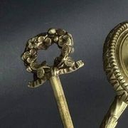 Bronze bouillotte lamp from the 19th century.