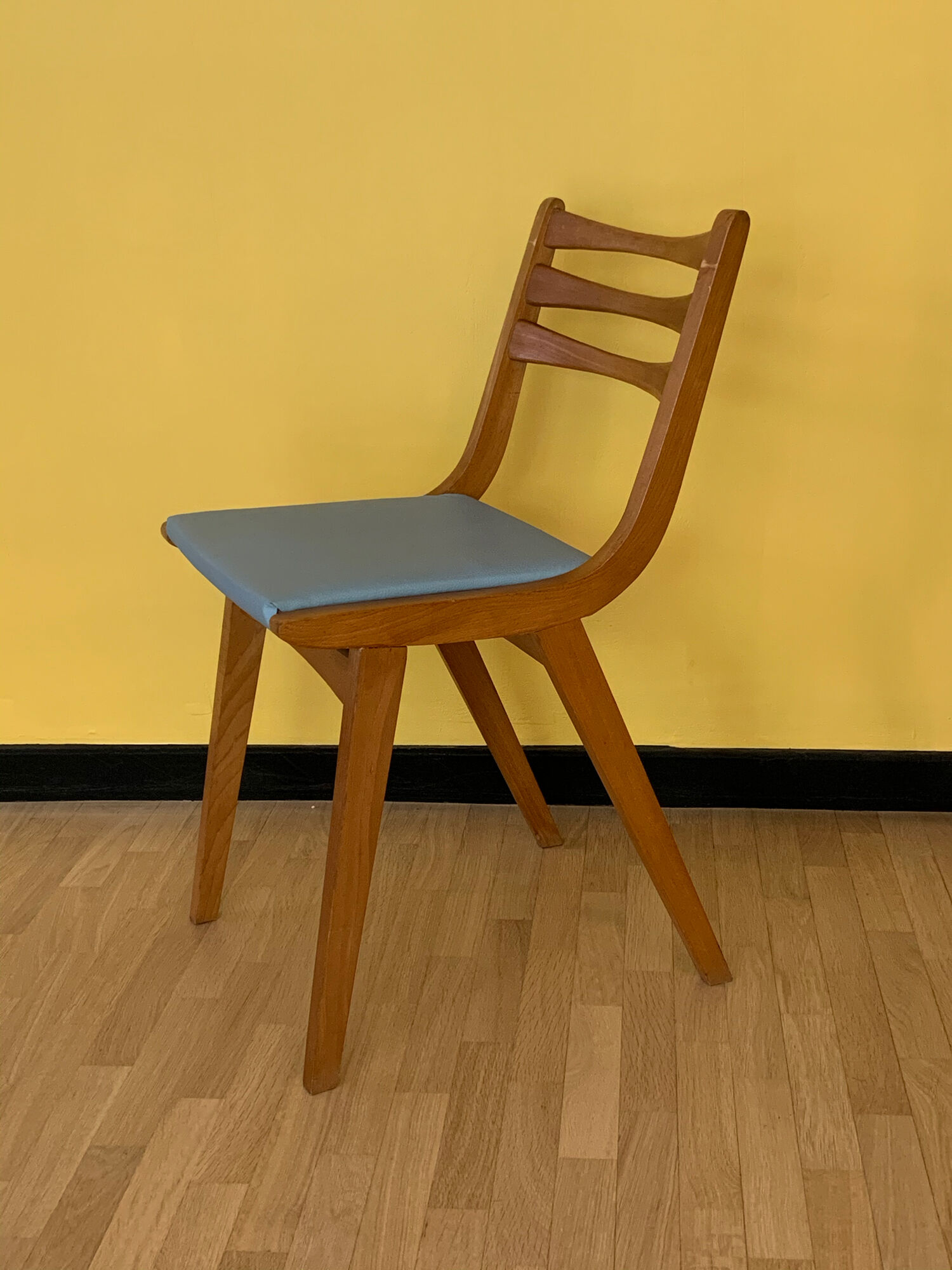 Vintage wooden and skaï scandinavian blue 1950 chairs